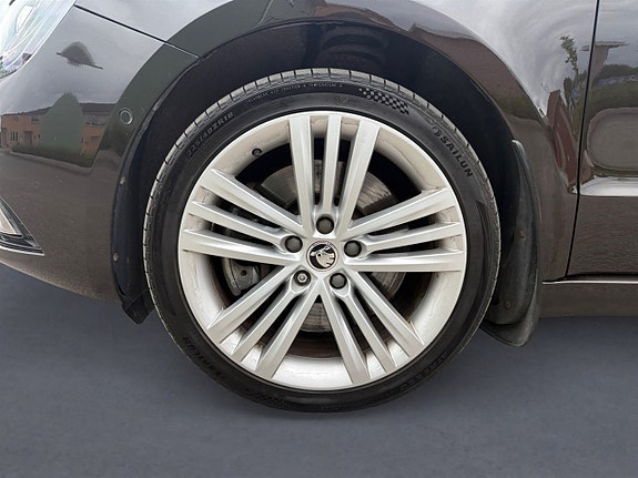 Skoda Superb 10 of 27