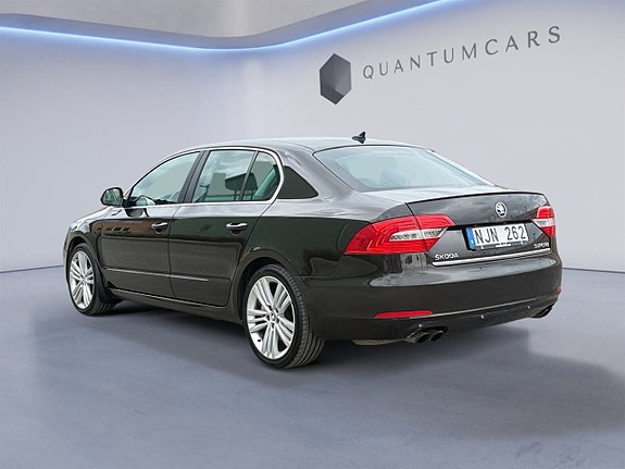 Skoda Superb 4 of 5