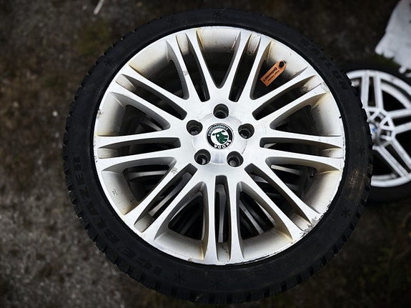 Skoda Superb 27 of 27