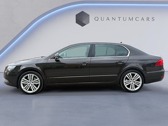 Skoda Superb 3 of 5