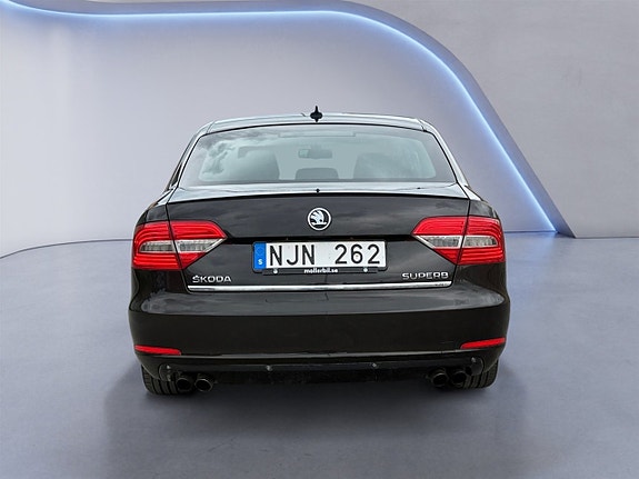 Skoda Superb 5 of 5