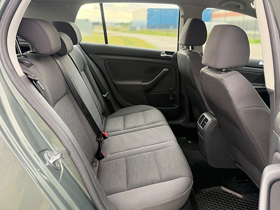 Volkswagen Golf V 7 of 8
