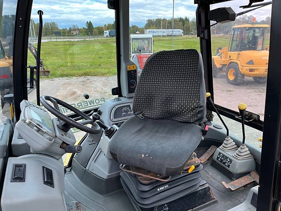 Traktorgrävare Fermec 960 Elit. 4WD 11 of 12