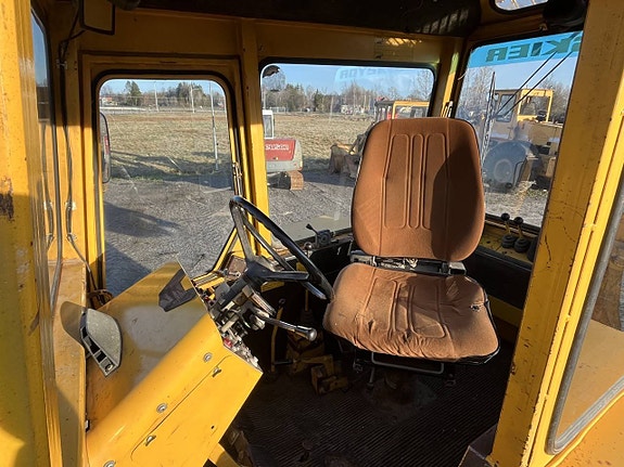 Traktorgrävare Volvo BM 616B 11 of 12