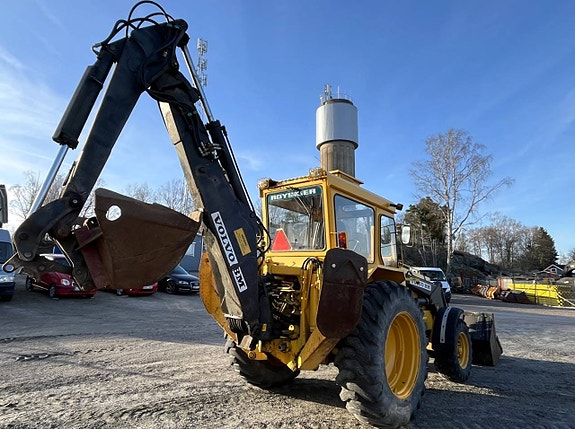 Traktorgrävare Volvo BM 616B 5 of 12