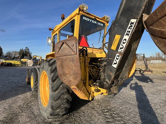 Traktorgrävare Volvo BM 616B 8 of 12