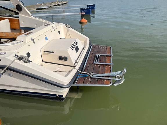 Uttern 6200 DC, Mercruiser 3,0 13 of 13
