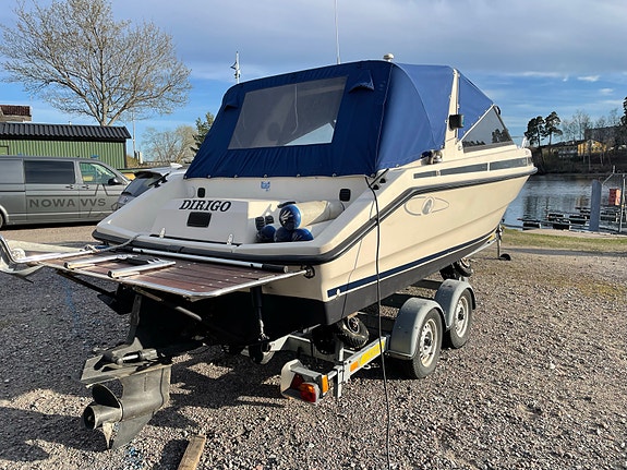 Uttern 6200 DC, Mercruiser 3,0 2 of 13