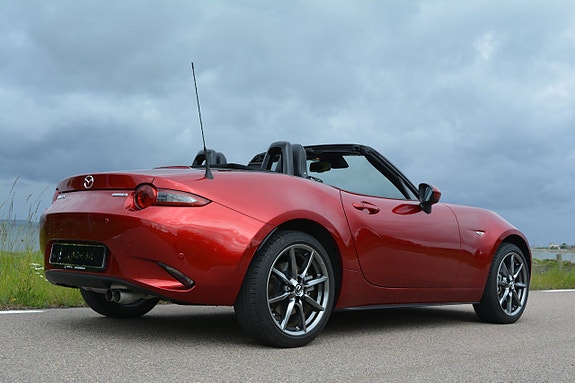 Mazda MX-5 10 of 30