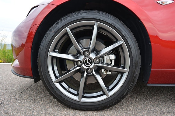 Mazda MX-5 19 of 30
