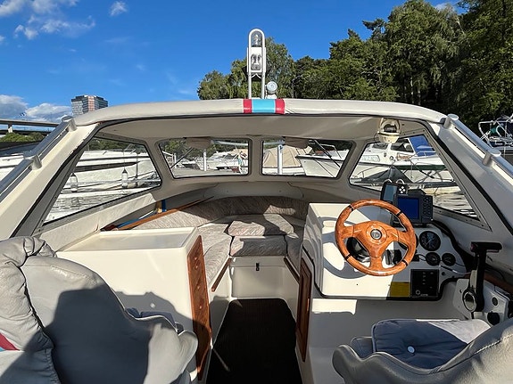 Bella 640 HT med 150hk Johnson- HÖSTPRIS 7 of 9