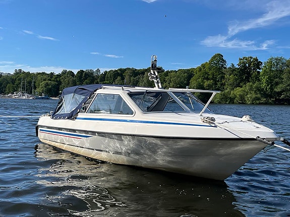 Bella 640 HT med 150hk Johnson- HÖSTPRIS 4 of 9