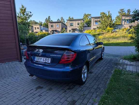 Mercedes-Benz C180 5 of 5