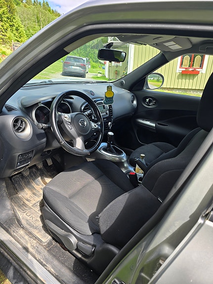 Nissan Juke 4 of 5