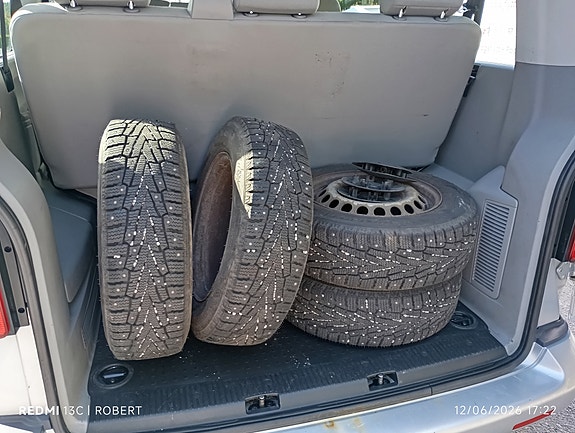 Volkswagen Caravelle 5 of 5