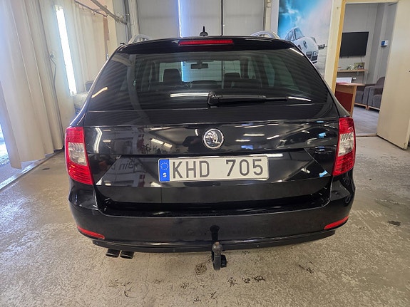 Skoda Superb 5 of 5