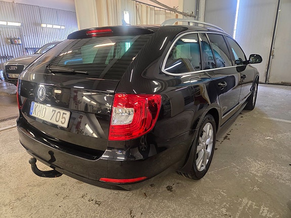 Skoda Superb 6 of 20