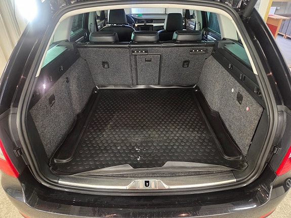 Skoda Superb 15 of 20