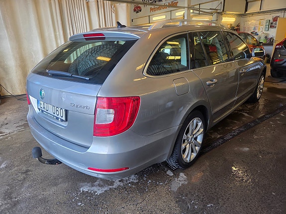 Skoda Superb 6 of 23
