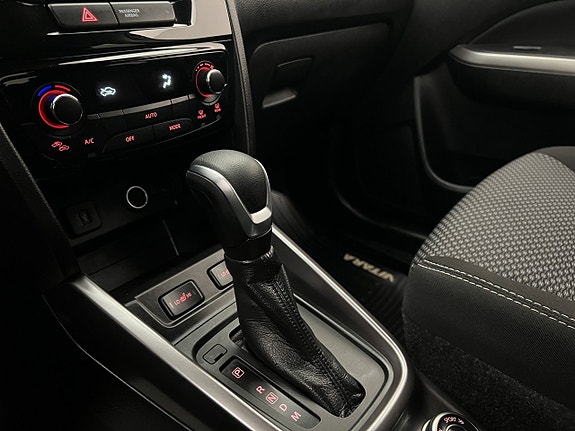Suzuki Vitara 17 of 27
