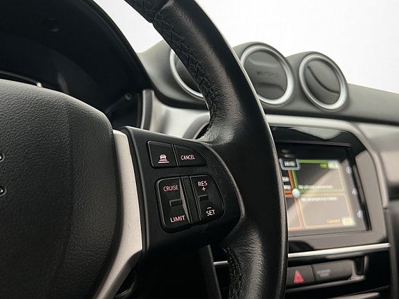 Suzuki Vitara 12 of 27