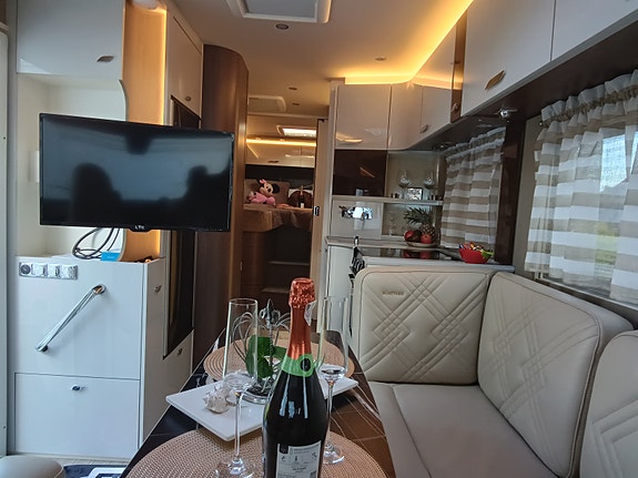 Bürstner Elegance 910 G 10 of 22