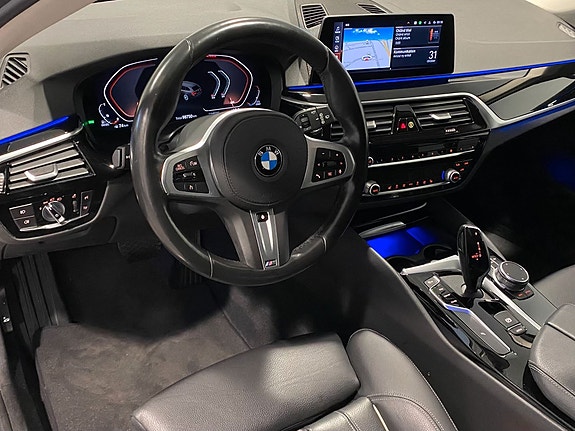 BMW 520d 2 of 3