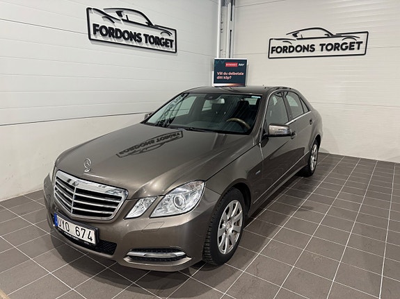 Mercedes-Benz E200