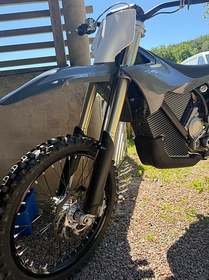 Stark Varg MX 1.0 80HK Endast 4H - Ny 4 of 5