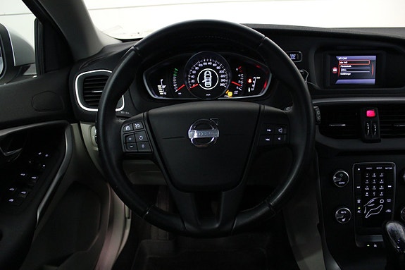 Volvo V40 16 of 16
