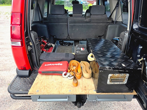 Land Rover Discovery 22 of 30