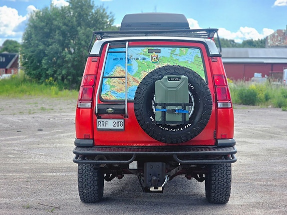 Land Rover Discovery 12 of 30