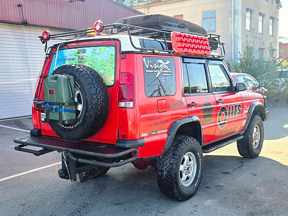Land Rover Discovery 10 of 30