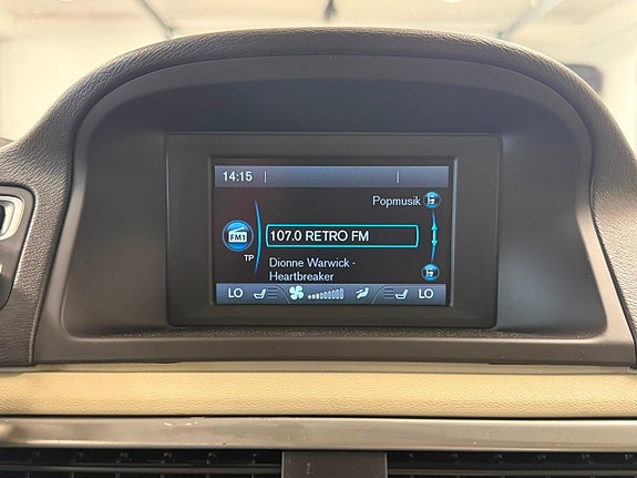 Volvo V70 20 of 27