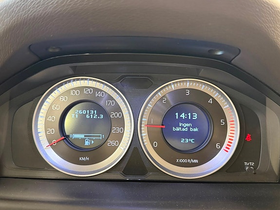 Volvo V70 18 of 27