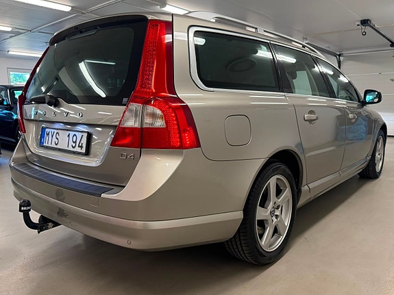 Volvo V70 14 of 27