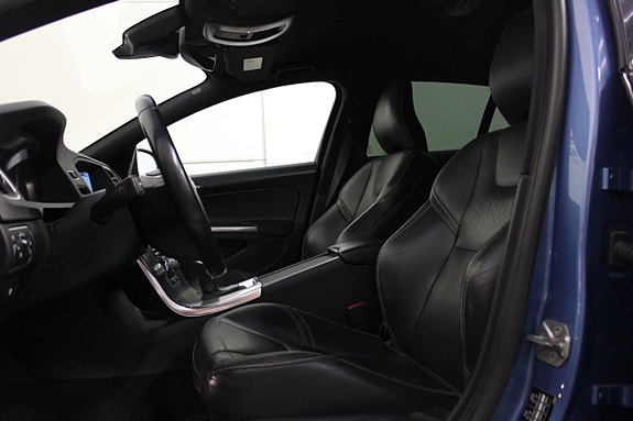 Volvo V60 12 of 22