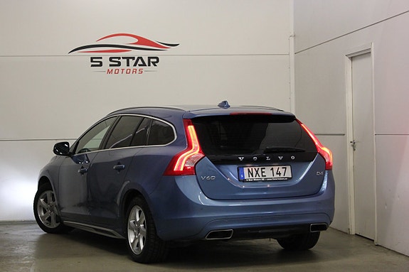 Volvo V60 7 of 22