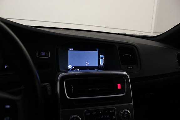 Volvo V60 17 of 22