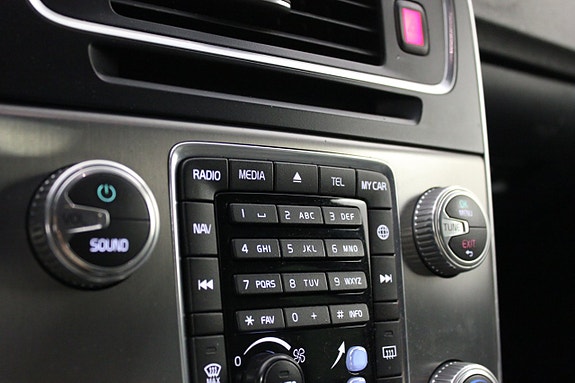 Volvo V60 21 of 22