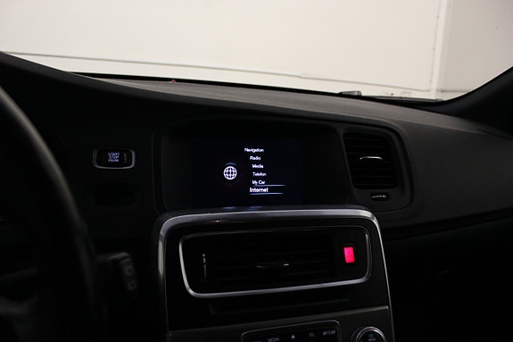 Volvo V60 20 of 22
