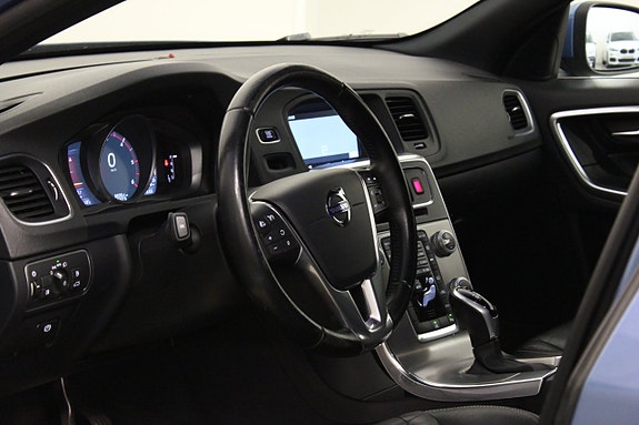 Volvo V60 11 of 22