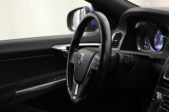 Volvo V60 16 of 22