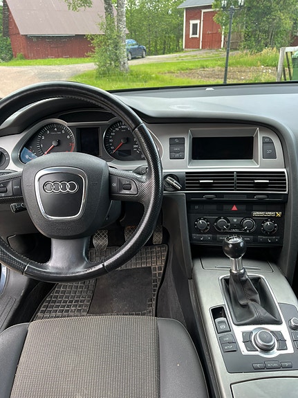 Audi A6 allroad 12 of 12