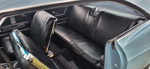 Chevrolet Impala 5 of 5