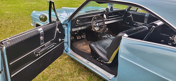 Chevrolet Impala 4 of 5