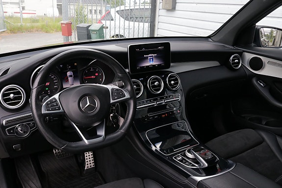 Mercedes-Benz GLC220 d 12 of 22