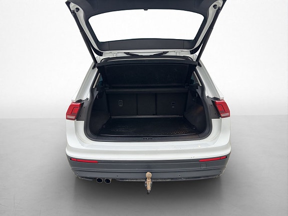 Volkswagen Tiguan 25 of 30