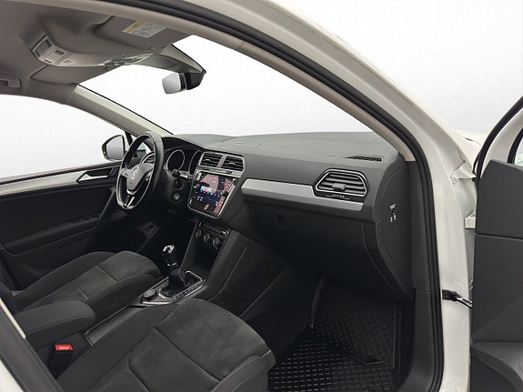 Volkswagen Tiguan 22 of 30