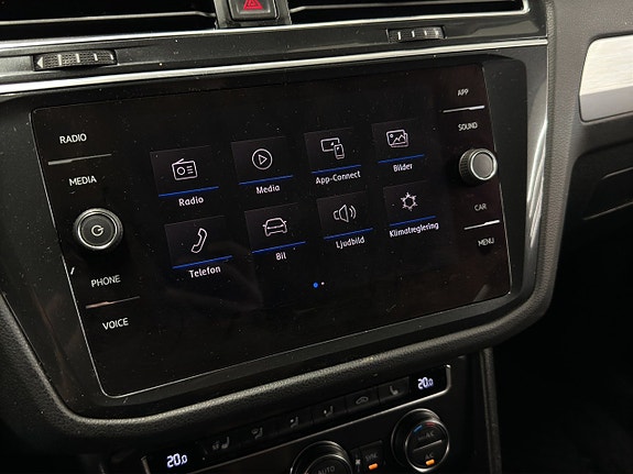 Volkswagen Tiguan 19 of 30